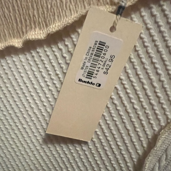 Buckle Cream and White Textured Knit Top. Gilded Intent Size XS - Picture 2 of 4